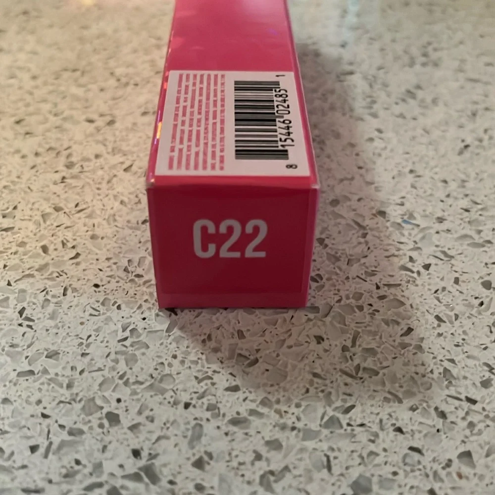 Jeffree Star magic star concealer‎ C22